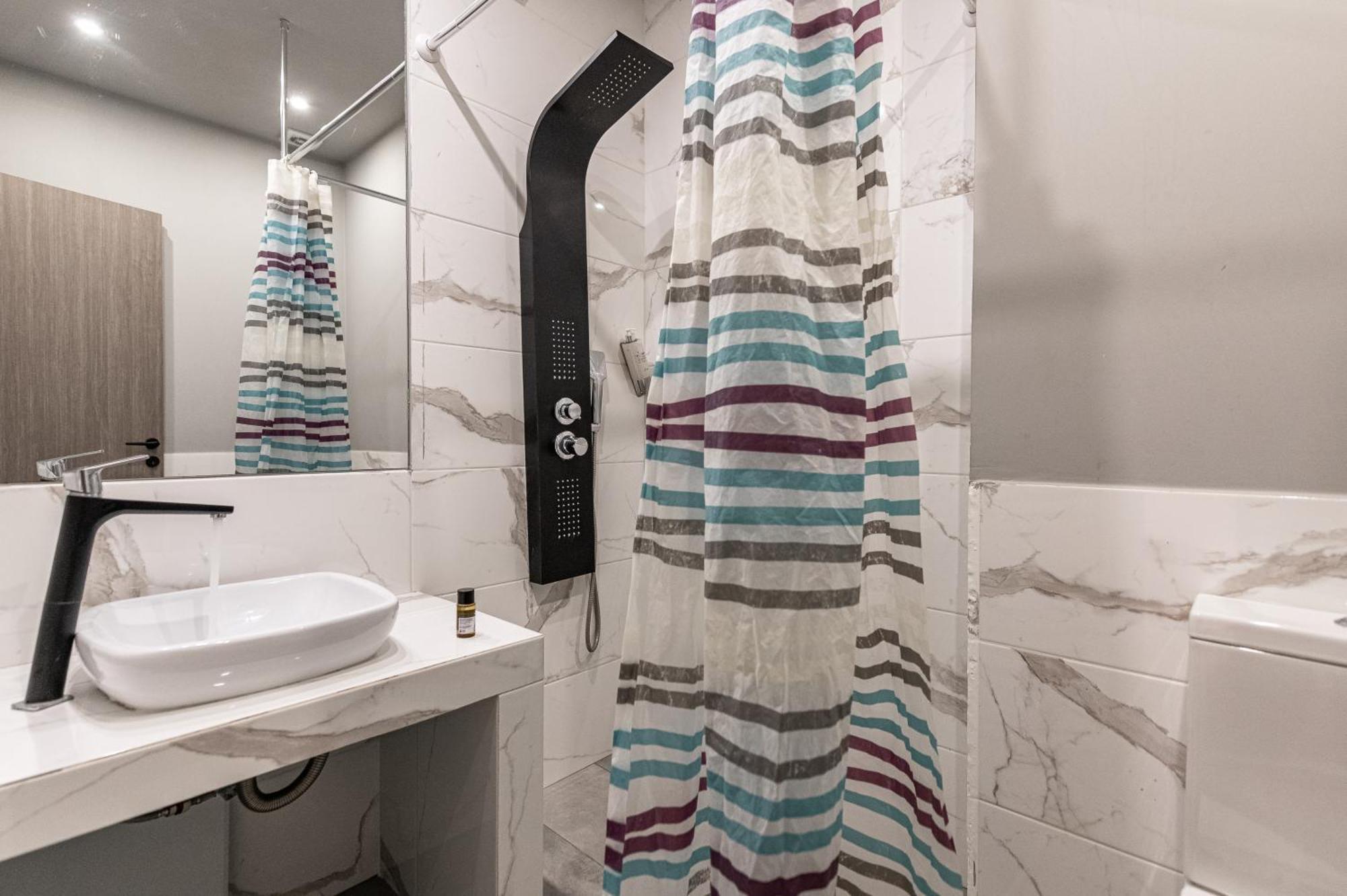 Athenian Infinity Apartments エクステリア 写真